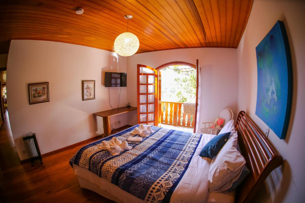 Mansao Austriaca Guesthouse กังโปสดูจอร์เดา ภายนอก รูปภาพ