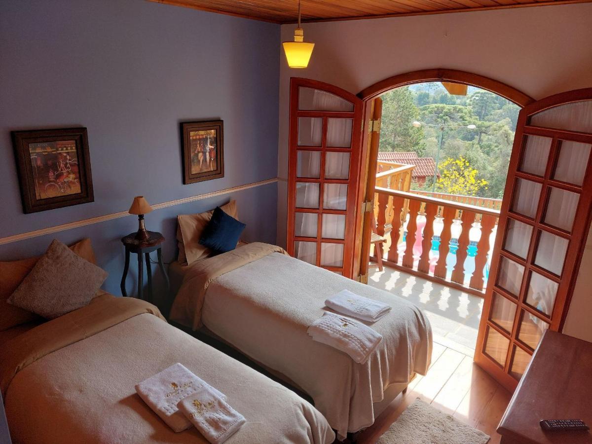 Mansao Austriaca Guesthouse กังโปสดูจอร์เดา ภายนอก รูปภาพ