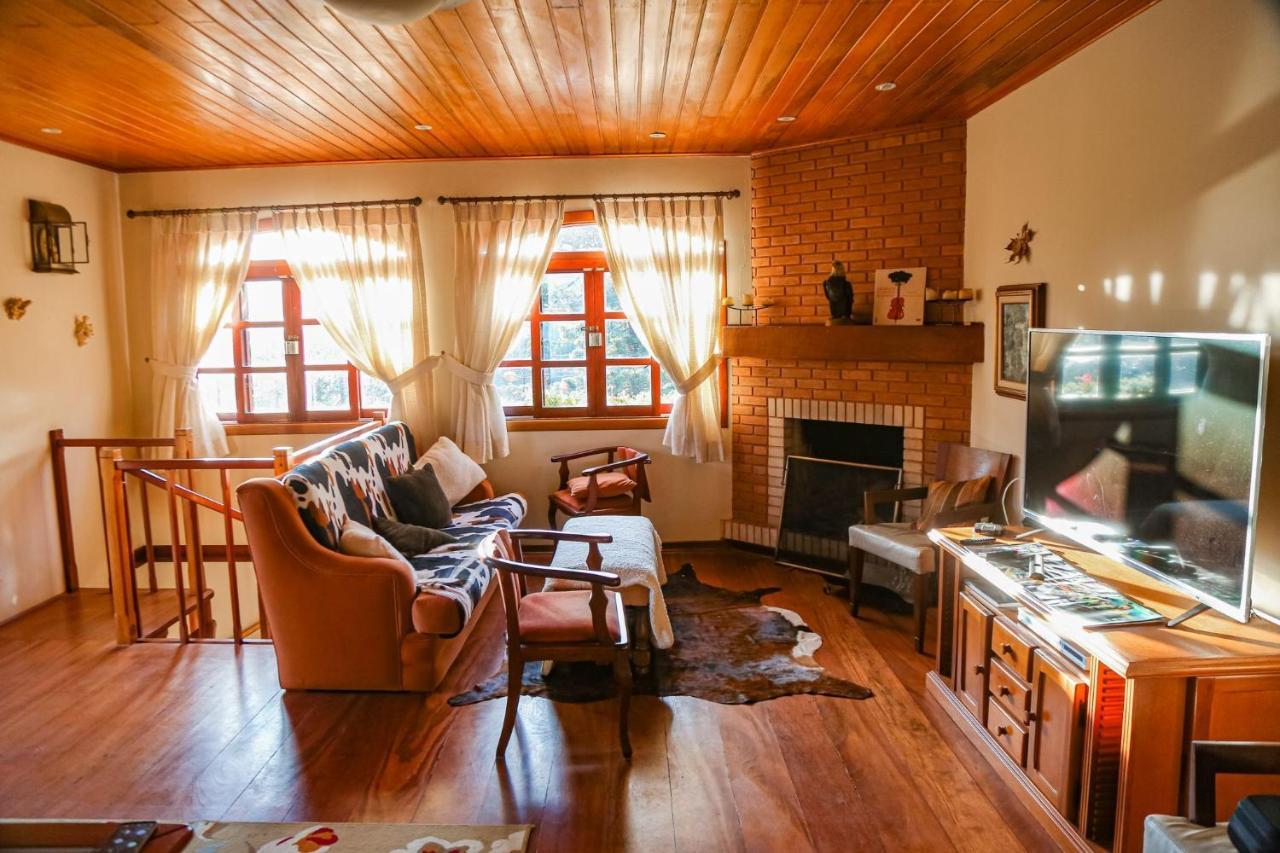 Mansao Austriaca Guesthouse กังโปสดูจอร์เดา ภายนอก รูปภาพ