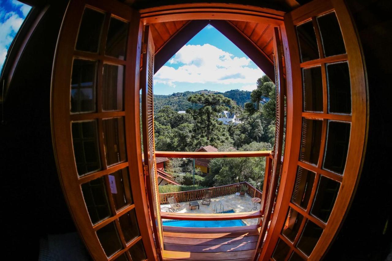 Mansao Austriaca Guesthouse กังโปสดูจอร์เดา ภายนอก รูปภาพ