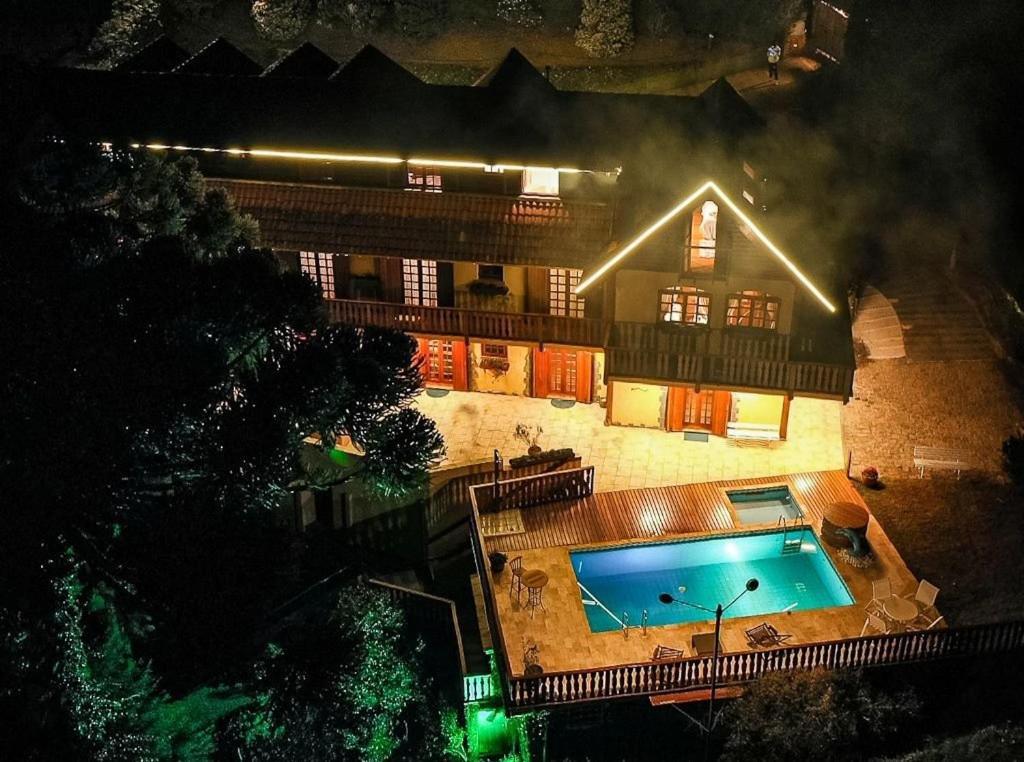 Mansao Austriaca Guesthouse กังโปสดูจอร์เดา ภายนอก รูปภาพ